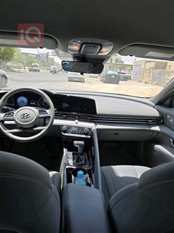هیوندای ئەلەنترا